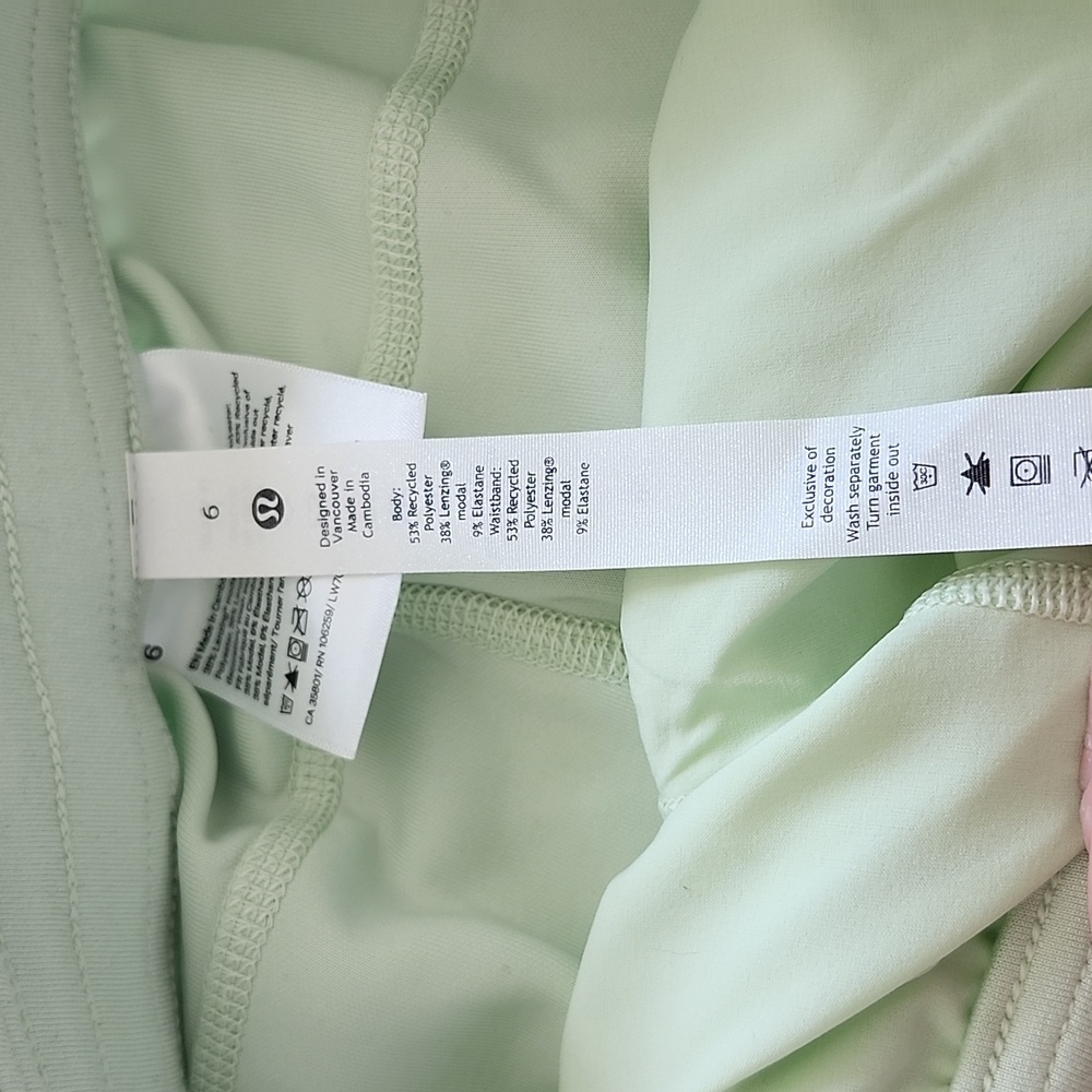 lululemon athletica Athletic Shorts - Picture 3 of 4